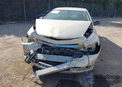 2010 Chevrolet Malibu Ls z USA, uszkodzony, nr VIN 1G1ZB5EB8AF114523